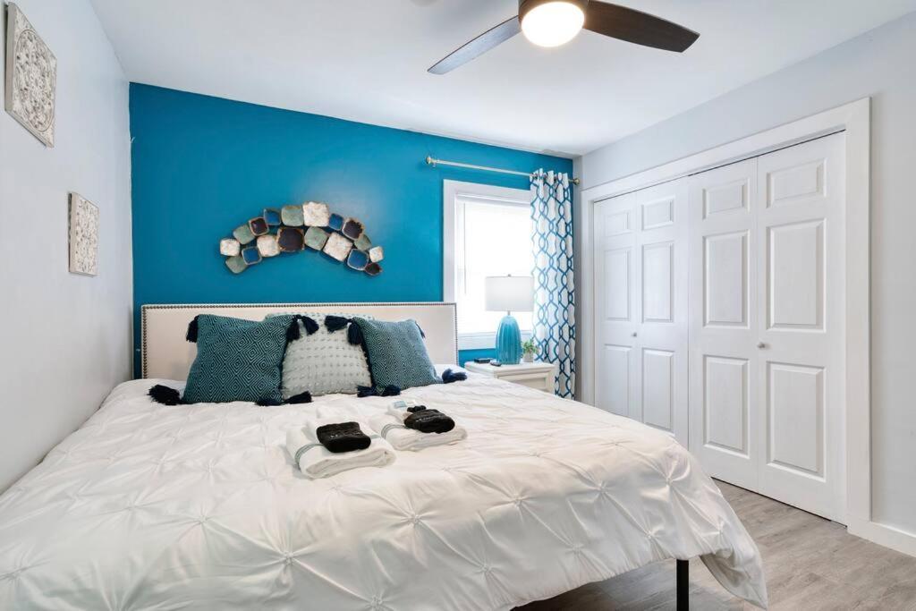 2Br 1Ba Duplex House King Beds Great For Small Groups Close To All Uptown Charlotte Attractions Esterno foto