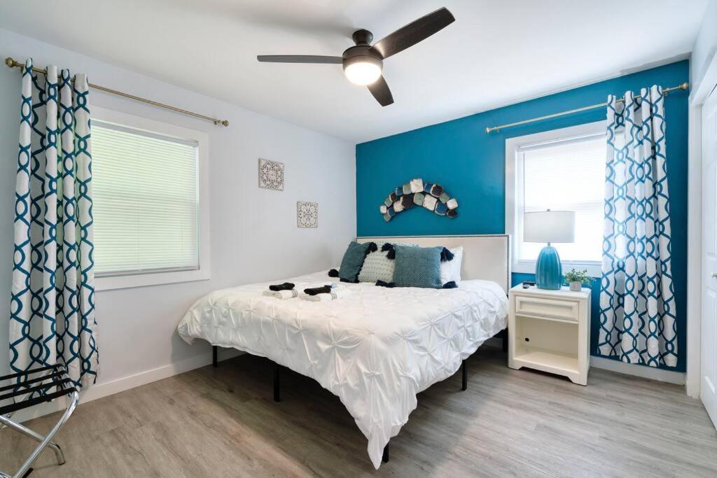 2Br 1Ba Duplex House King Beds Great For Small Groups Close To All Uptown Charlotte Attractions Esterno foto